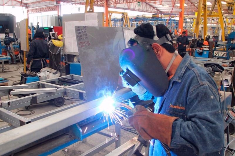 14,3%: Es el porcentaje que caería este año el consumo aparente de Máquinas y Herramientas, según CARMAHE (Cámara Argentina de la Máquina Herramienta y tecnologías para la Producción)