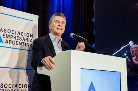 Para Macri, “esta carga impositiva es imposible para las familias y para las pymes”