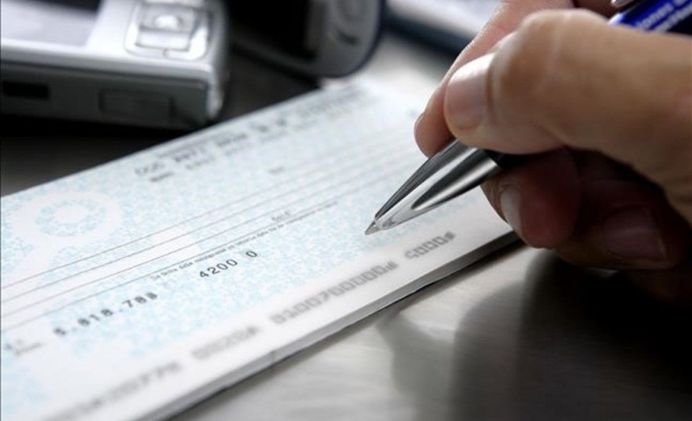 Subió notoriamente el uso de descuento de cheques por parte de las pymes, según informe