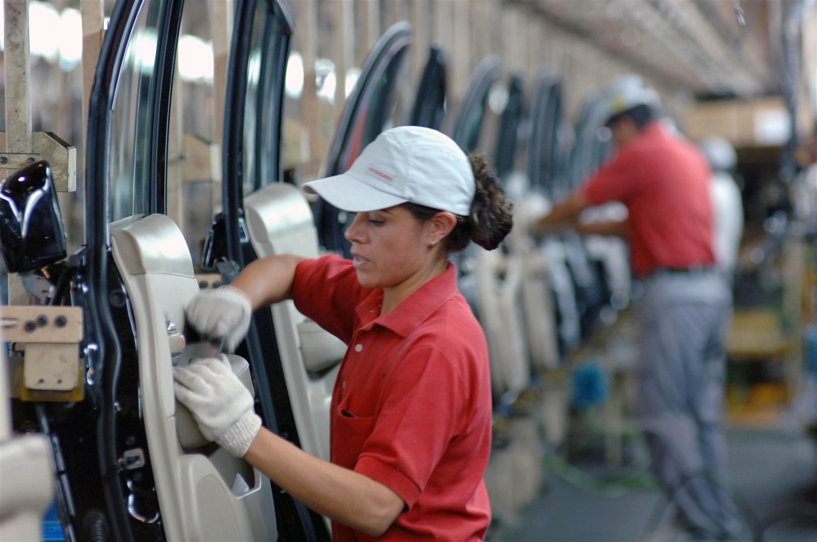 7% fue la desocupación en el último trimestre de 2021, según el INDEC. Y la tasa de empleo alcanzó un máximo histórico del 43,6 %