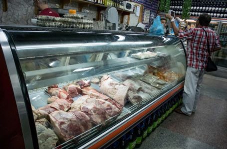 “Aunque el consumo de carne cayó , las medidas no alcanzan para frenar los precios”, entrevista a Miguel Schiariti, Cámara de la Industria y Comercio de Carnes