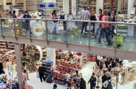 El consumo en los supermercados y shoppings tuvo una leve recuperación durante el 2021