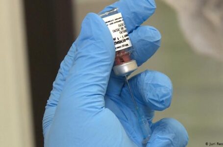SPUTNIK V: Comenzó la producción de la vacuna rusa en un laboratorio Argentino