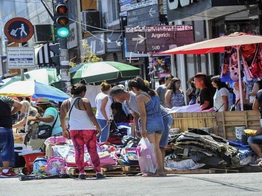 4,1%  Aumentó la venta ilegal callejera en CABA, en mayo respecto a abril, según informe de la Cámara Argentina de Comercio, CAC