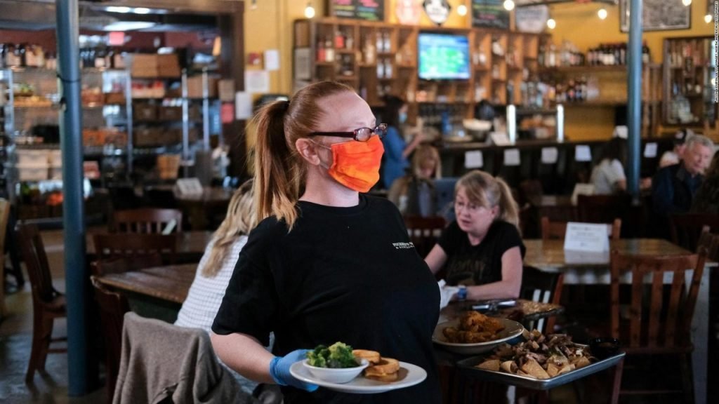 3% Es lo que aumentó en octubre la afluencia a restaurantes respecto a igual mes de 2019, según IERAL- Fundación Mediterránea