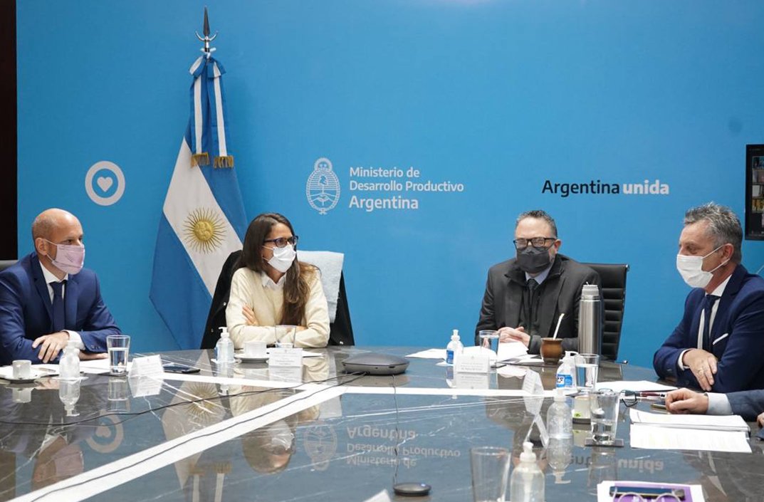 Crearán un IRAM que certifique igualdad de trato y oportunidades a mujeres y hombres