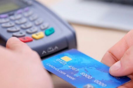 Por el aumento de tasas del BCRA, aumentó el costo de las tarjetas de crédito y préstamos