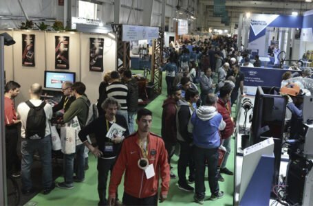 Vuelve FIMAQH, la Feria de Máquinas y Herramientas, en formato presencial en mayo