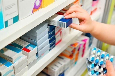 Los precios de los medicamentos se mantendrán por debajo de la inflación durante 60 días y se creará el programa «Pacientes Cuidados»
