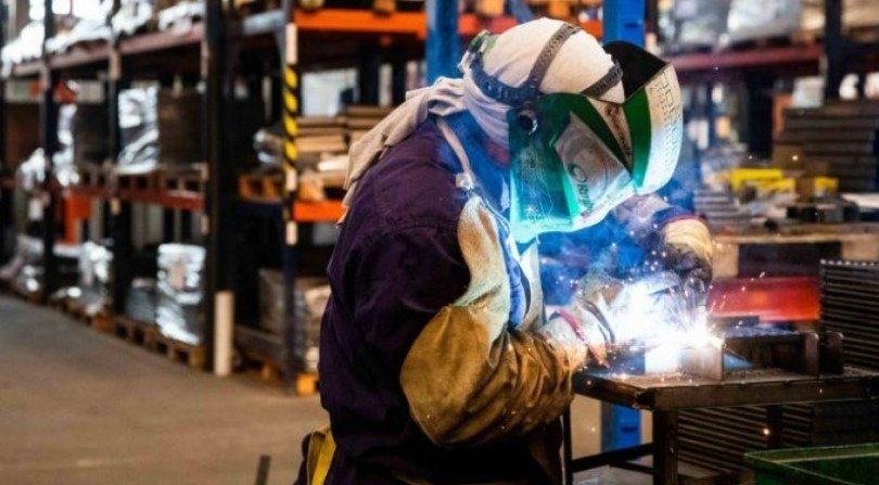 La actividad industrial del primer bimestre de 2023 fue la más alta en cinco años