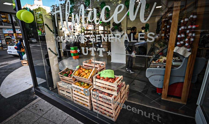 En estos almacenes no hubo inflación de frutas y verduras