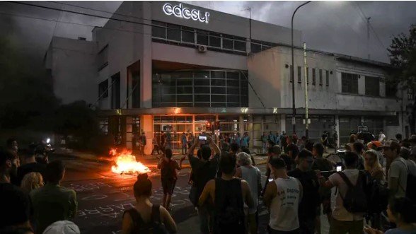 El Gobierno denunciará penalmente a Edesur tras los reiterados cortes de suministro