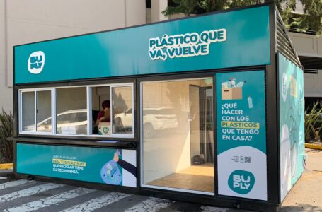 Economía Circular: presentan una estación de reciclado de plásticos