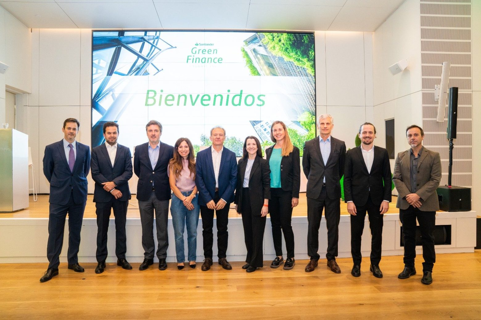 Finanzas Verdes: Solo el 3% de los créditos que se entregan tienen foco en la sustentabilidad ambiental