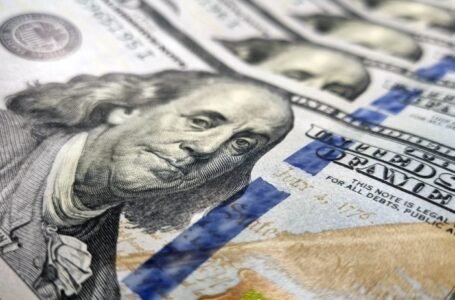Cómo impacta la suba del dólar en la actividad de Ferias y Congresos