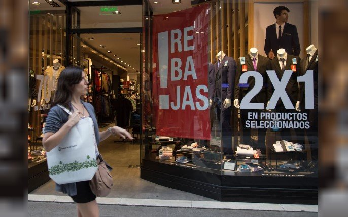 Ventas minoristas se desplomaron 25% en febrero
