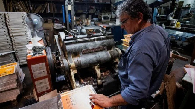 13,8% es lo que cayó la industria metalúrgica en los dos primeros meses del año. Equipamiento Médico con 23%, Maq Agrícola (19,5%) y Bienes de Capital (-11,3%), los rubros que más caen en el período. FUENTE Asoc. De Ind. Metalúrgicos de la RA  (ADIMRA)