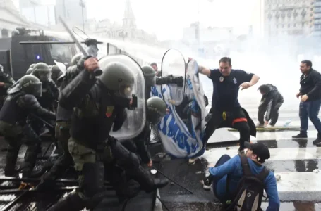 Tras la violenta represión en el Congreso Senadores aprobaron la ley Bases para la Destrucción de los Recursos Naturales y la Soberanía Argentina