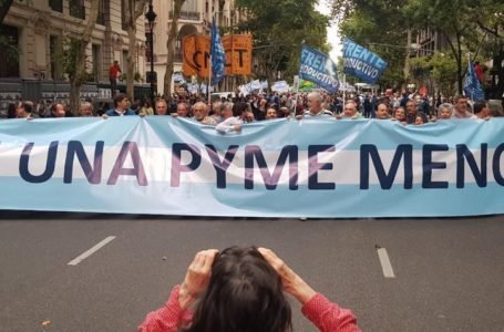 «En 10 meses, el ajuste de Milei destruyó casi las mismas PYMES que Macri en 4 años», expresó el pte. de la Asociación Pyme