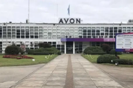 Avon cerró su centro de distribución en San Fernando y despidió a 280 trabajadores