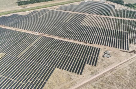 Inauguran Parque Solar en Chaco