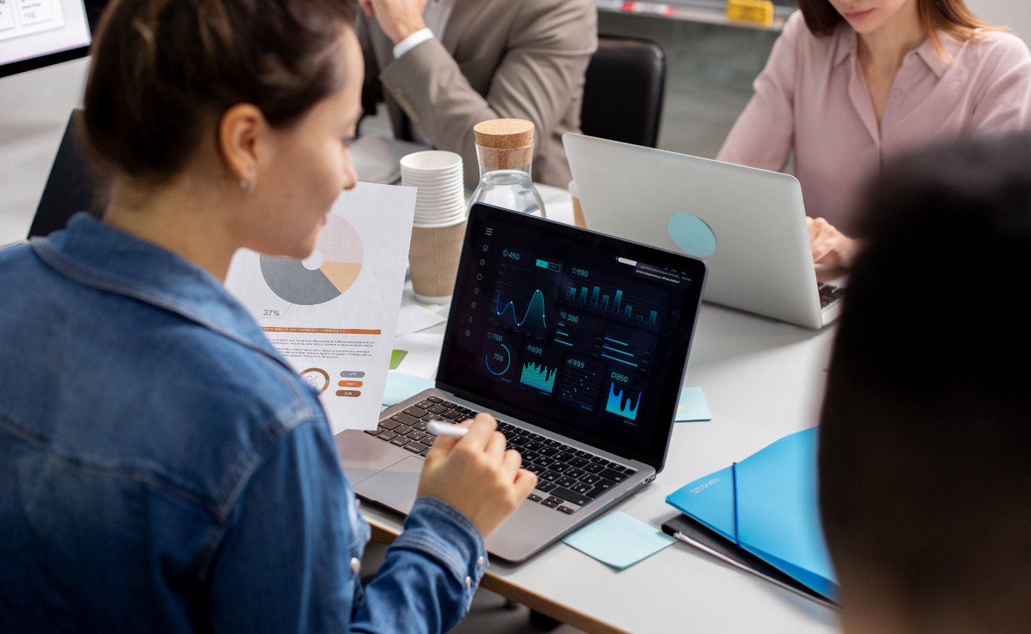 Nueva era digital: Cómo las PyMEs sudamericanas están revolucionando sus industrias con IA y nube