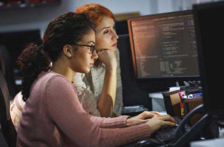 Otorgan Becas para Mujeres en Tecnología