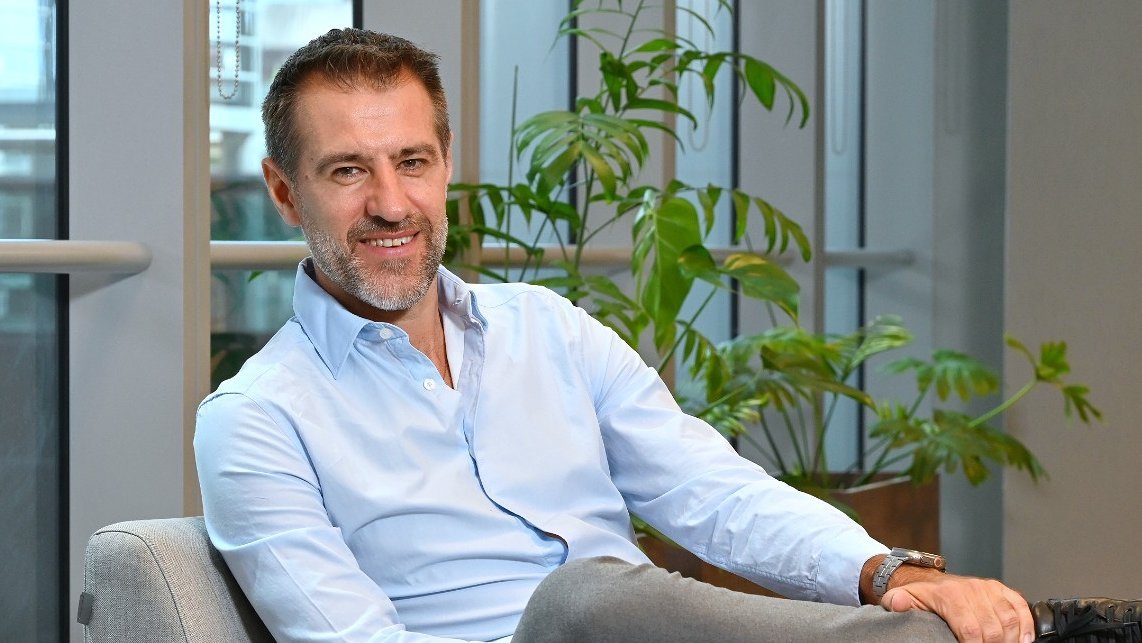«La industria del software crece en forma sostenida, pero la  IA está modificando el perfil de los recursos humanos y el actual tipo de cambio desalienta el trabajo freelance para el exterior». Pablo Friusa, Cámara del Software (CESSI)