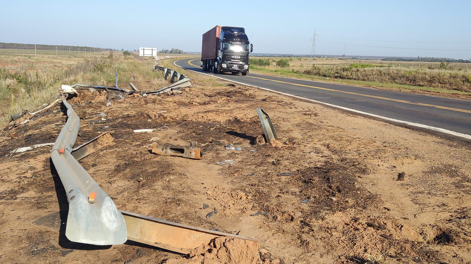 Transportistas piden que se reparen en forma urgente las rutas