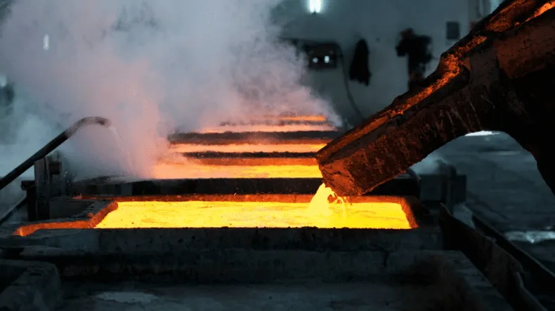 Acindar frenó la producción de acero en una sus plantas: suspendió a casi 600 trabajadores