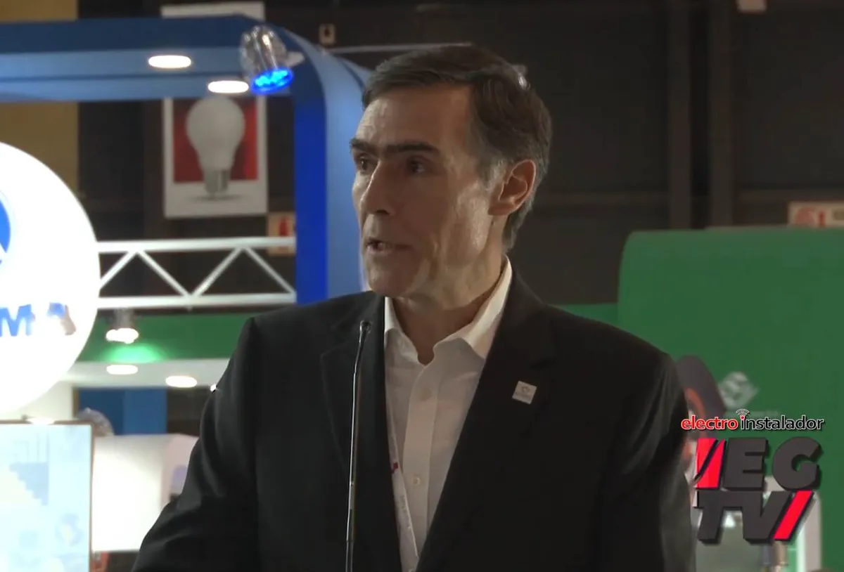 «La situación de la industria sigue siendo preocupante, por la caída del consumo y la apertura importadora. Es la política la que tiene que nivelar la cancha, porque fue la política la que ha desbalanceado la competitividad de las pymes», Jose Tamborenea, Pte de CADIEEL