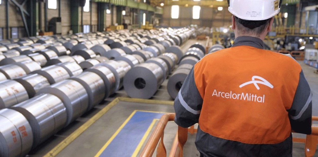 Golpe a la industria siderúrgica: Acindar frena una semana la producción