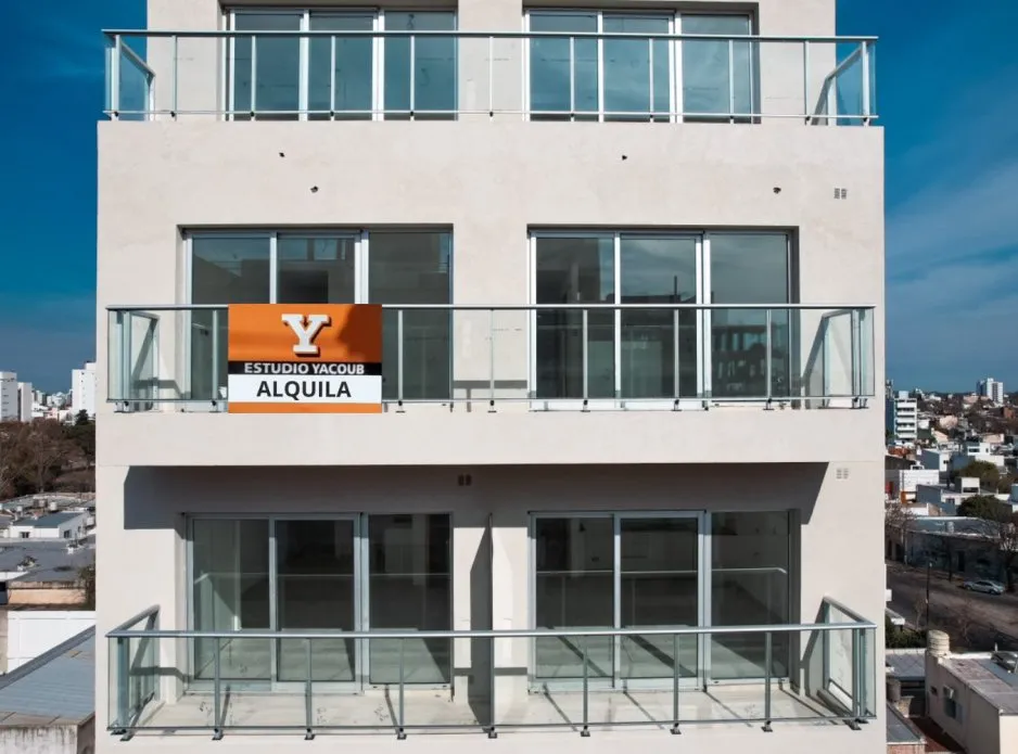 Un departamento de dos ambientes en CABA cuesta casi 700 mil pesos mensuales