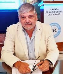 «No estamos en contra de los acuerdos comerciales con otros países o bloques, pero debemos tener en cuenta las reglas de origen. La reforma laboral es necesaria pero no debe afectar la justa retribución a los trabajadores», Horacio Moschetto, Cámara de Industrias del Calzado