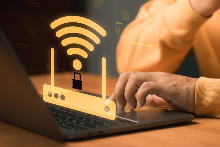 Comprar online sin caer en una estafa: el nuevo arte de caminar por la vidriera infinita