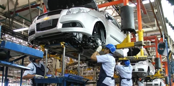 Fuerte caída interanual del sector automotriz