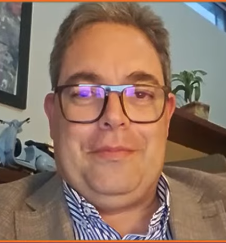«Las Pymes no están convalidando las tasas y hay poca demanda de créditos. Pero en nuestro caso el crédito comercial crece 2% y el descuento de cheques 8%», Ezequiel Sapia, Responsable de Pymes e Instituciones de Banco Santander